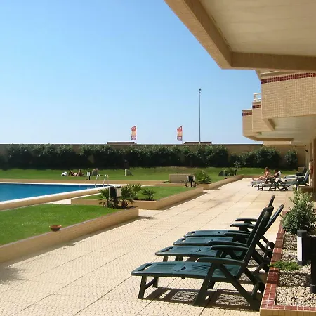 公寓 Barramares 2 欧瓦